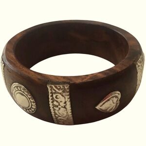 Dark Brown Wood Silver Tone Metal Bangle Bracelet Chunky Boho Hearts Vintage